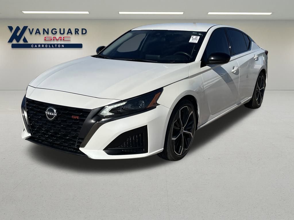 Used 2024 Nissan Altima 2.5 SR
