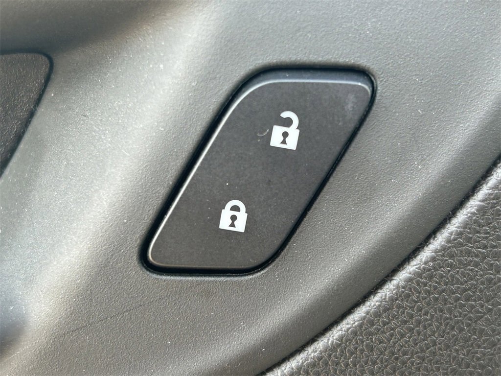 Used 2025 Buick Encore GX Preferred image 22