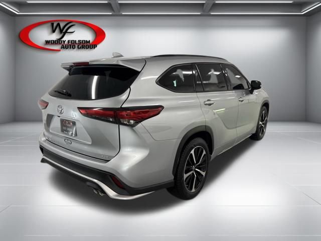 Used 2022 Toyota Highlander XSE image 6