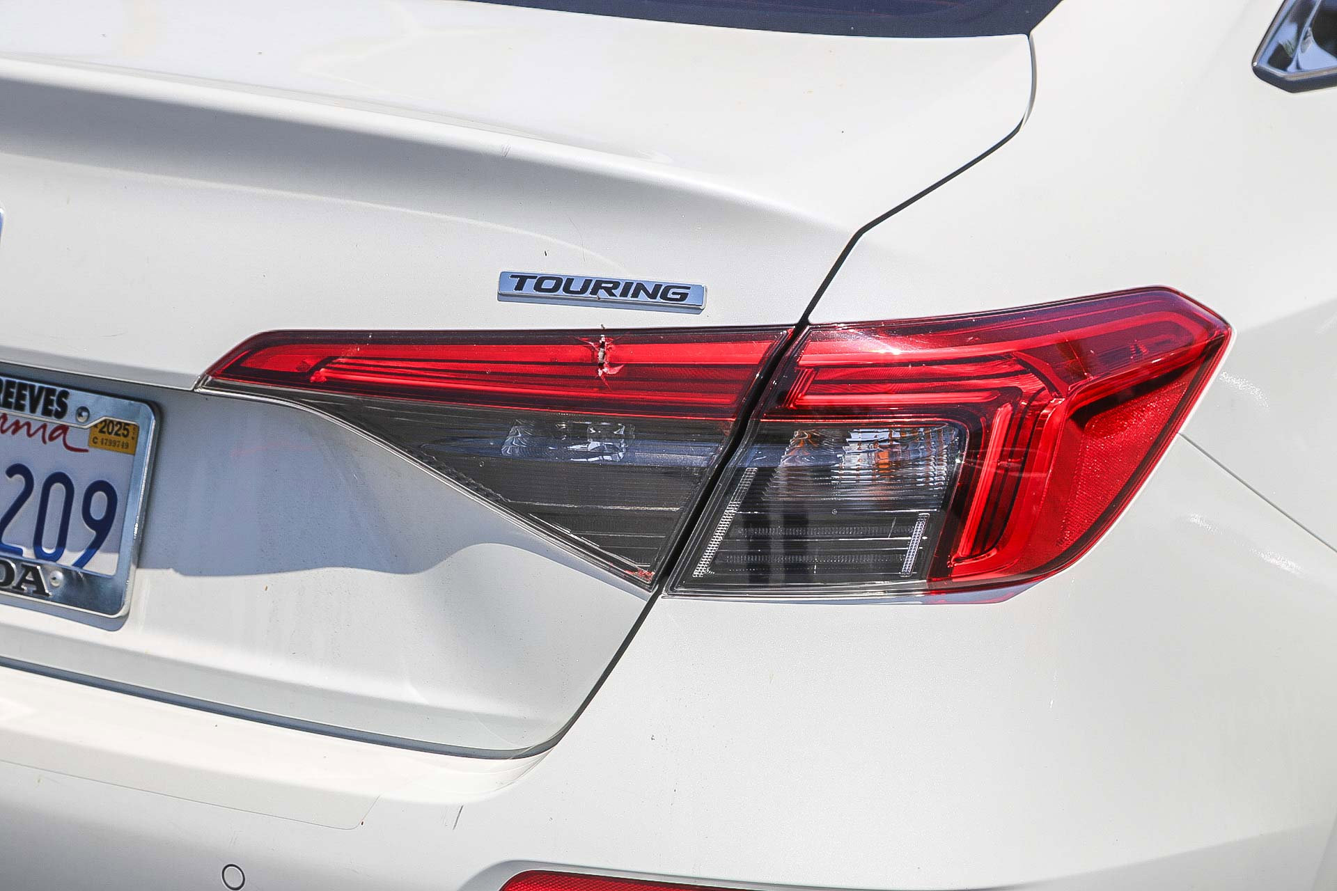 Used 2023 Honda Civic Touring image 9
