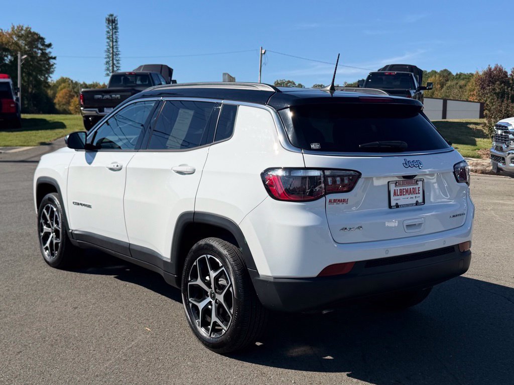 Used 2025 Jeep Compass Limited AWD/4WD image 6