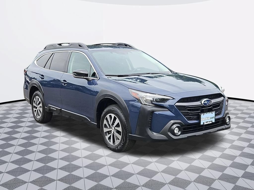 Used 2025 Subaru Outback Premium AWD/4WD image 8