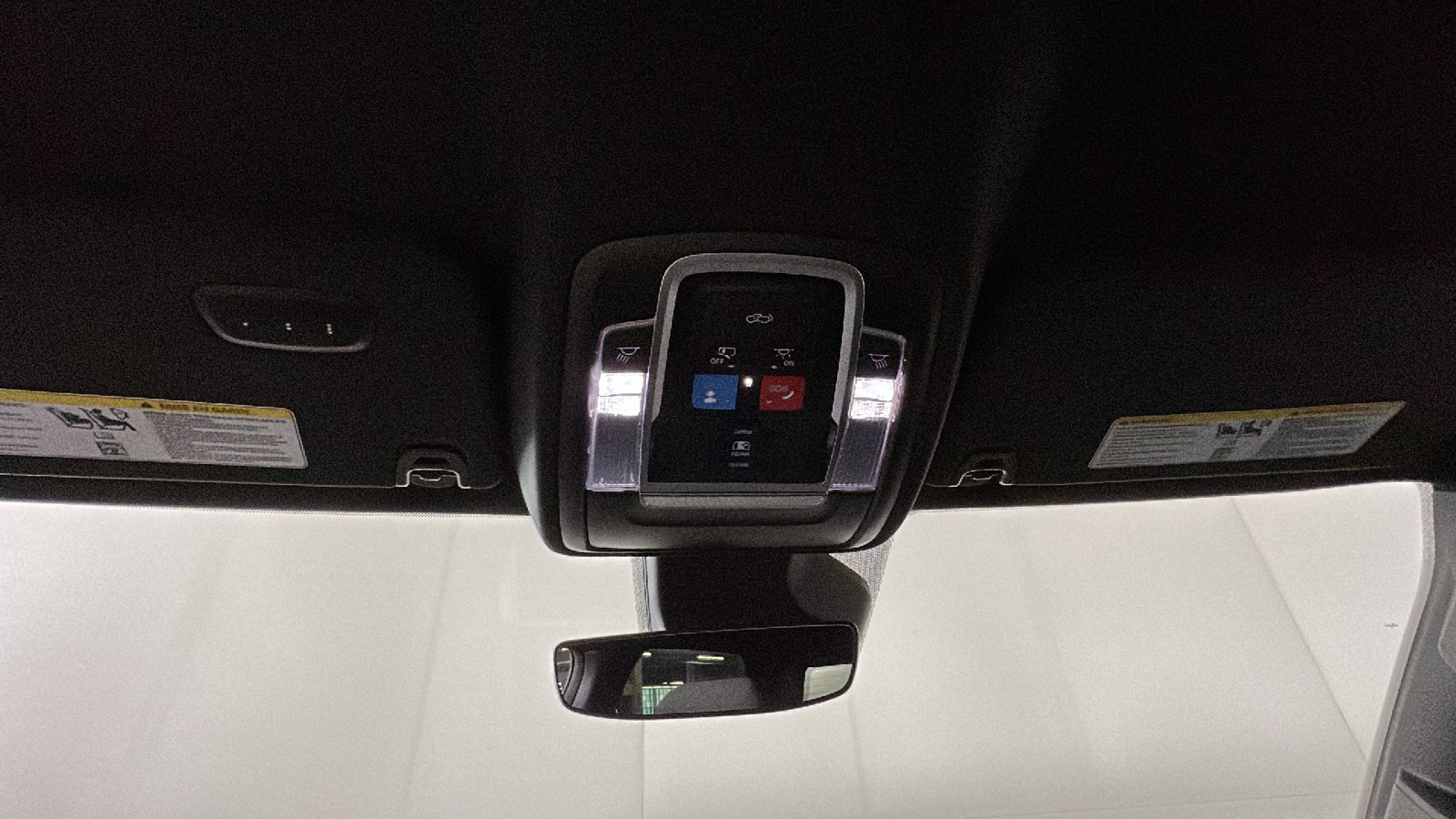 Used 2025 RAM 1500 4x4 Crew Cab image 30