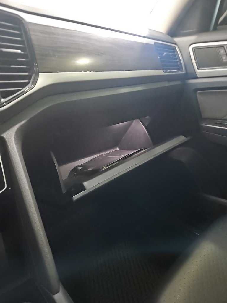 Used 2022 Volkswagen Atlas SE image 32