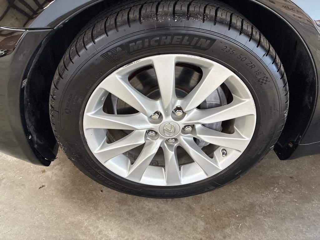 Used 2012 Lexus LS 460 w/ Comfort Pkg RWD image 10