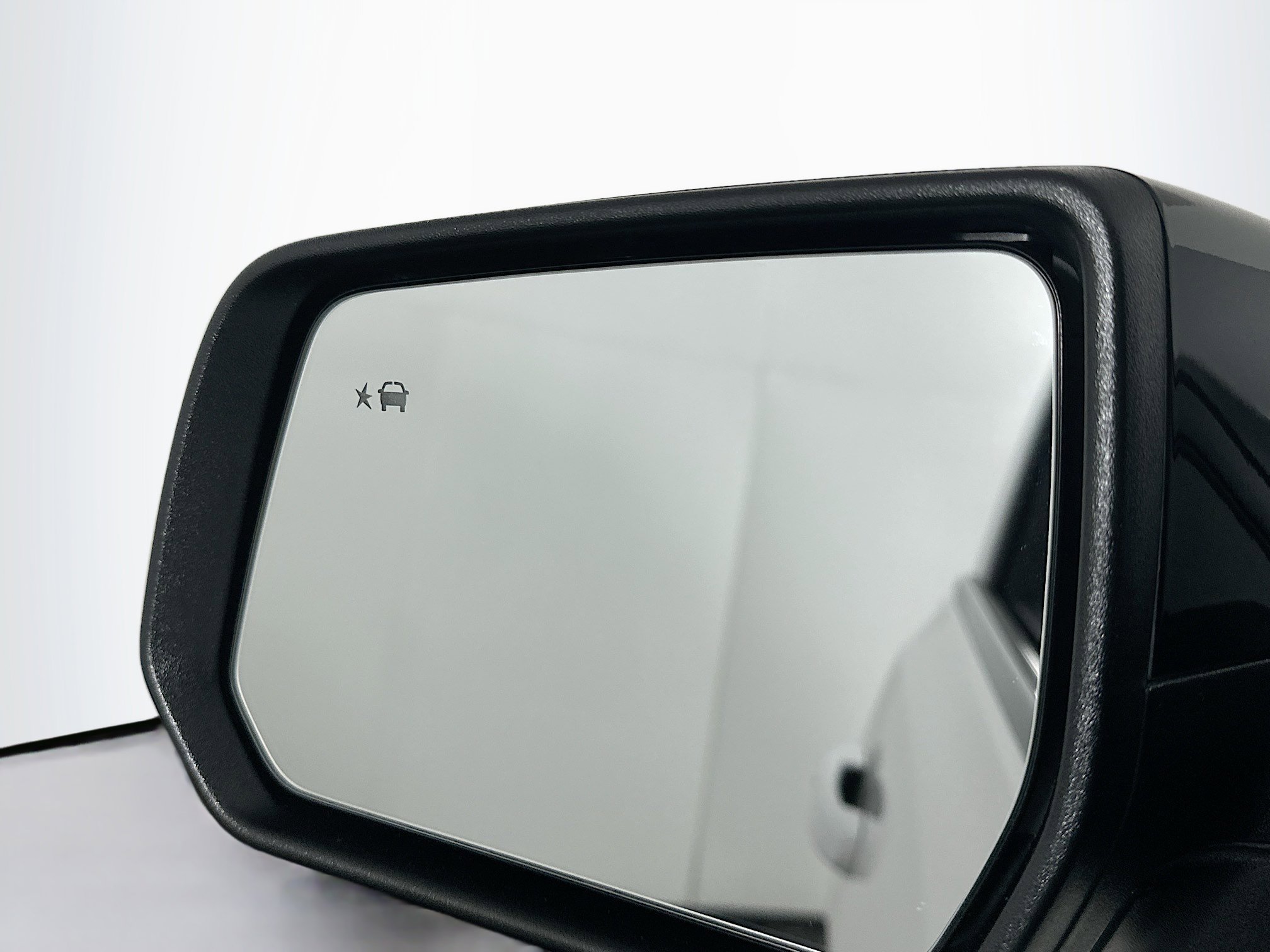 Used 2023 GMC Acadia AT4 w/ Trailering Package image 16