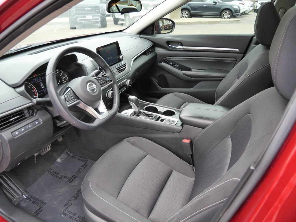 Used 2021 Nissan Altima 2.5 SV w/ SV Premium Package FWD image 28