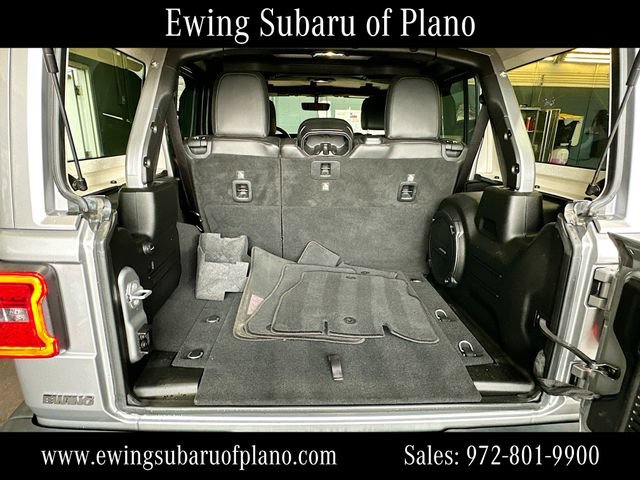 Used 2018 Jeep Wrangler Unlimited Sahara AWD/4WD image 28