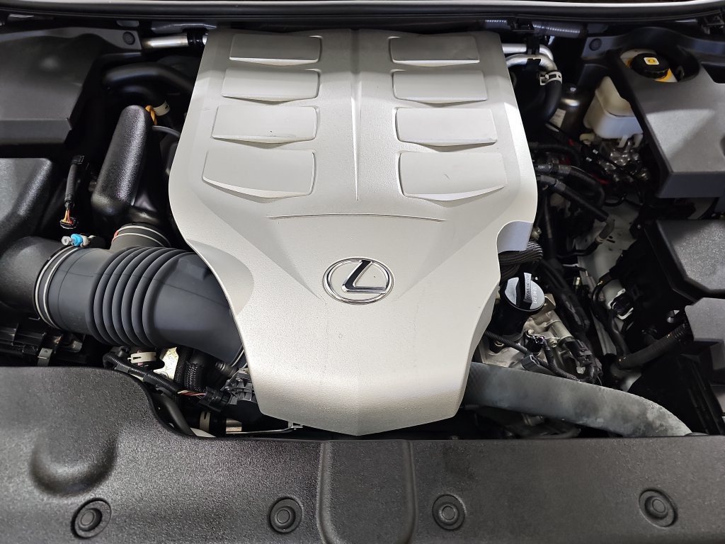 Used 2023 Lexus GX 460 Premium w/ Premium Package AWD/4WD image 28