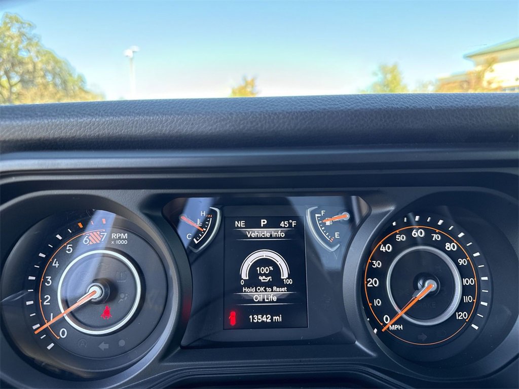 Used 2024 Jeep Wrangler Sport S image 18