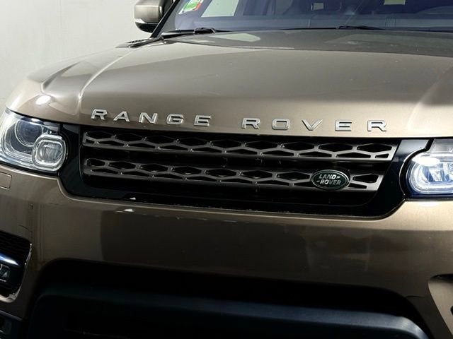 Used 2016 Land Rover Range Rover Sport SE image 12