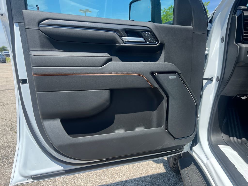 New 2026 GMC Sierra 2500 AT4 w/ AT4 Premium Plus Package AWD/4WD image 11