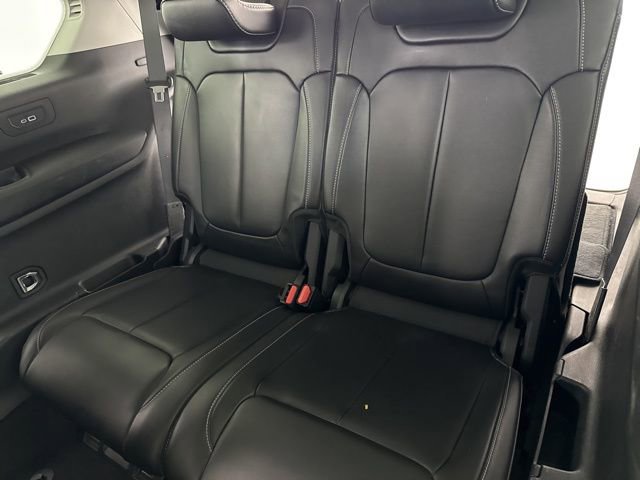 Used 2021 Jeep Grand Cherokee L Limited image 21