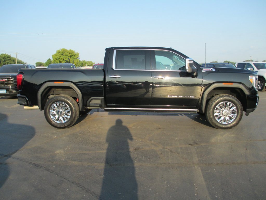 Certified 2022 GMC Sierra 3500 Denali image 4