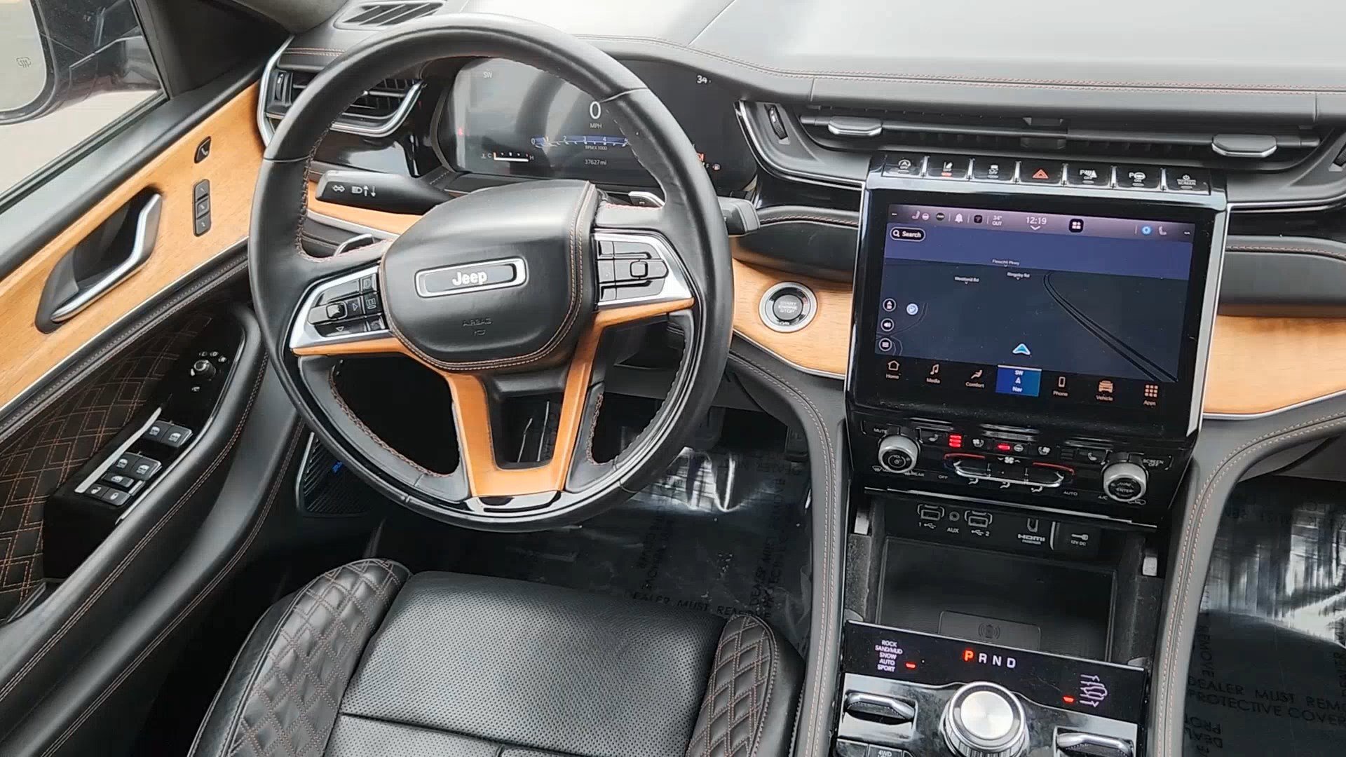 Used 2022 Jeep Grand Cherokee Summit image 5