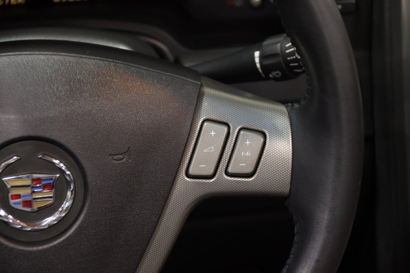 Used 2007 Cadillac XLR RWD image 53