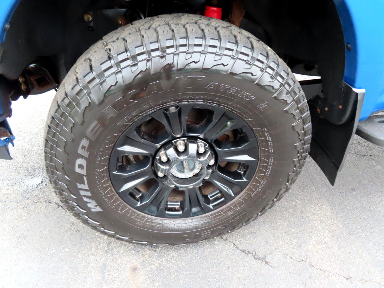Used 2021 Ford F350 Lariat image 11