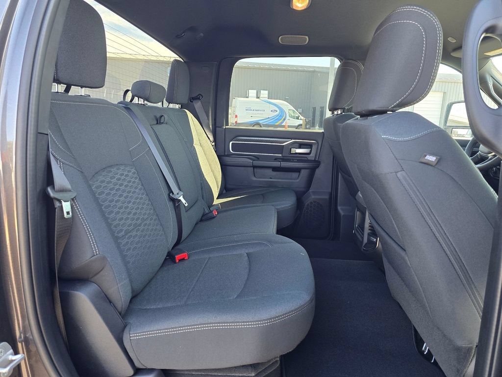 New 2026 RAM 3500 Big Horn AWD/4WD image 13