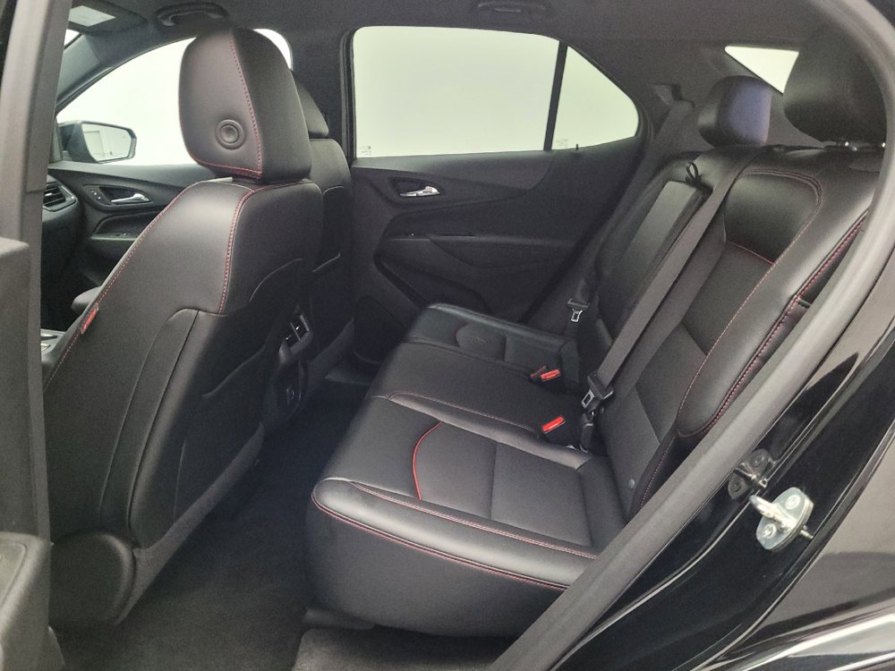 Used 2024 Chevrolet Equinox RS w/ RS Leather Package FWD image 18