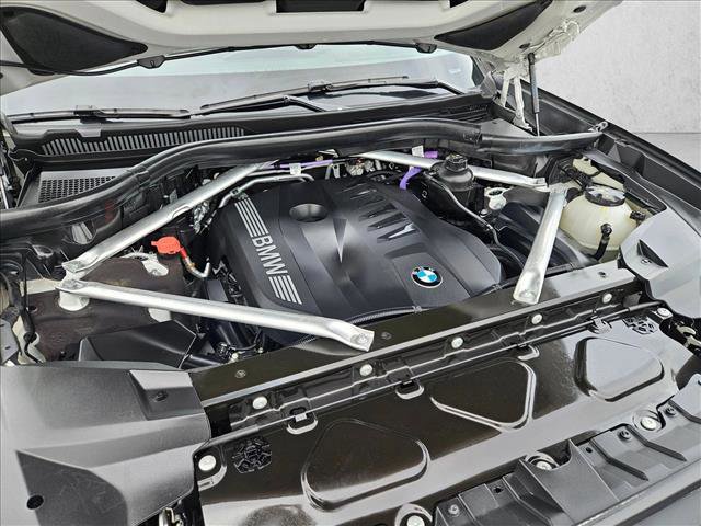 Certified 2024 BMW X7 xDrive40i w/ M Sport Package AWD/4WD image 23