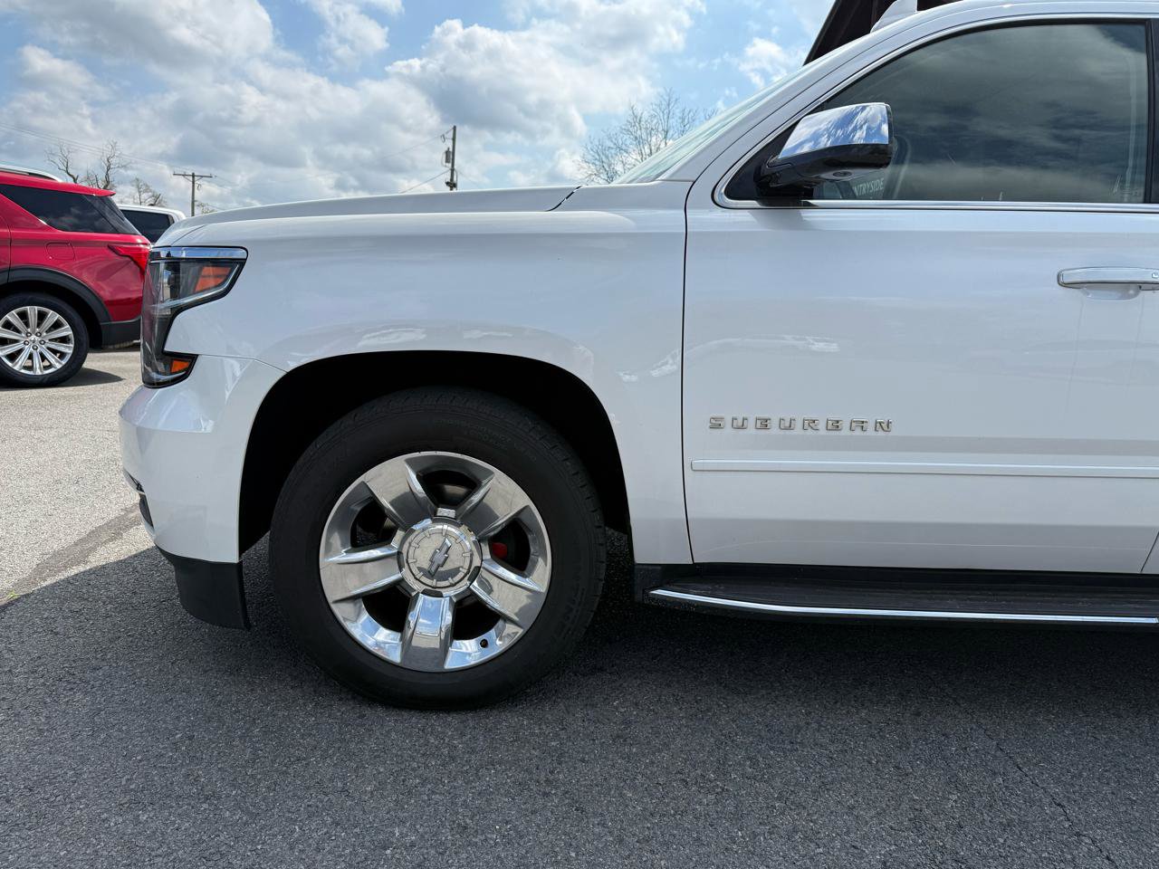 Used 2019 Chevrolet Suburban Premier image 42