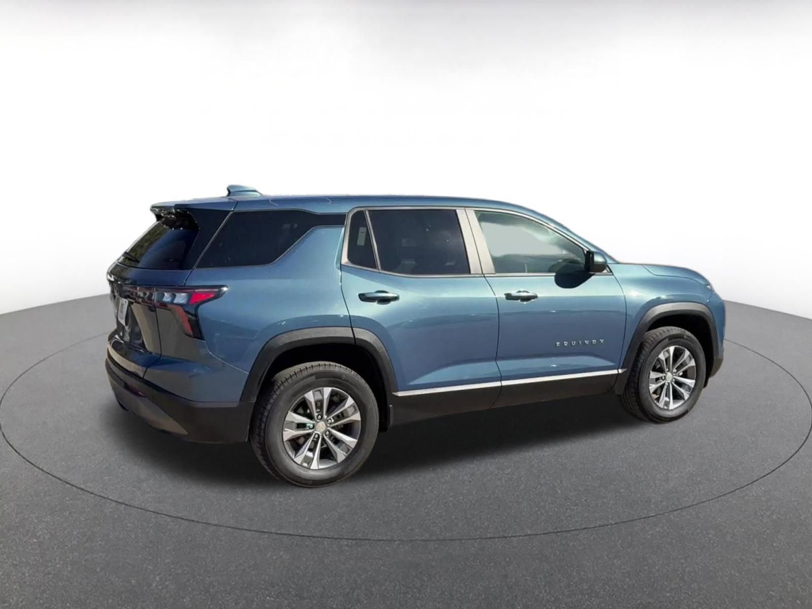 Used 2025 Chevrolet Equinox LT image 14