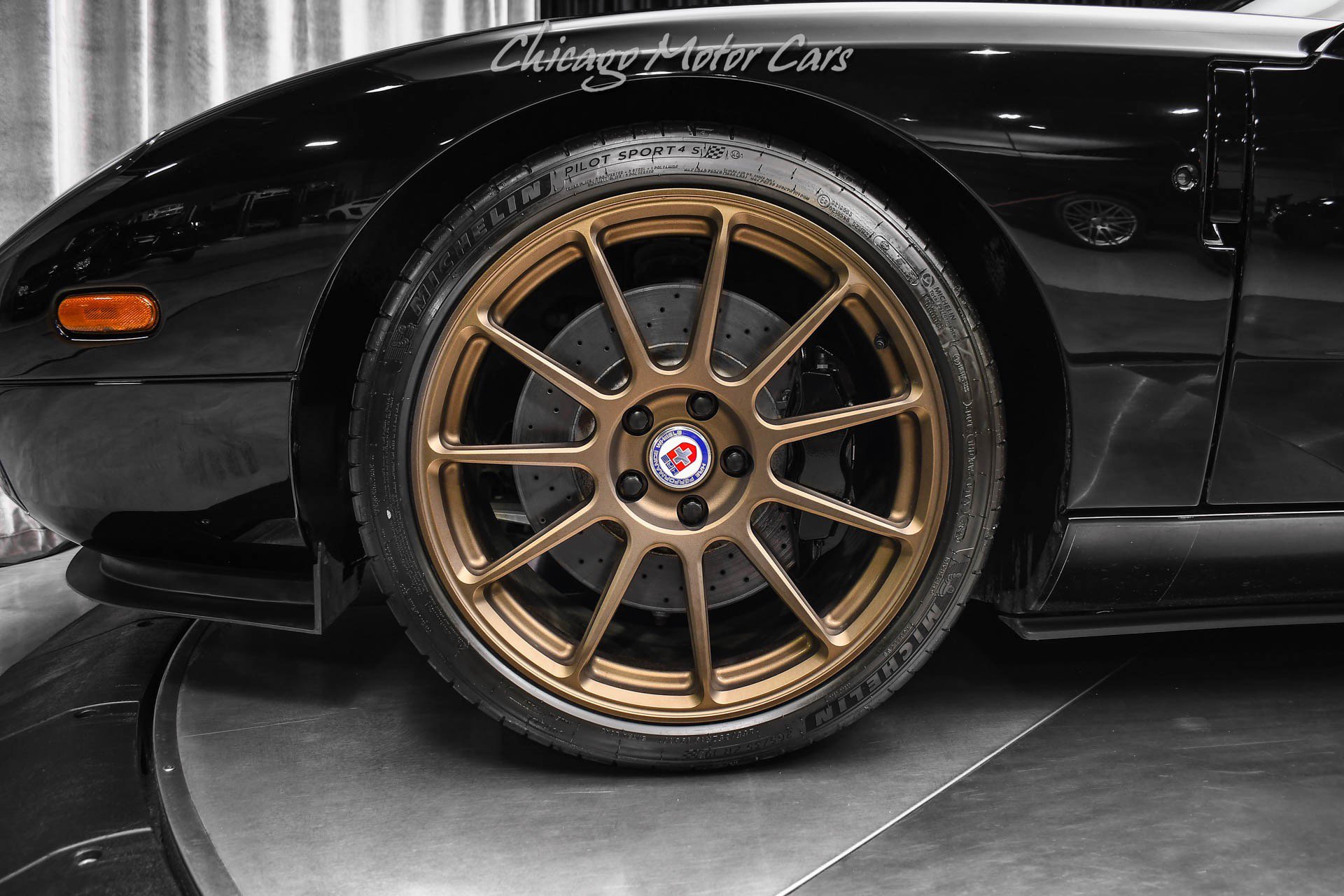 Used 2006 Ford GT RWD image 44