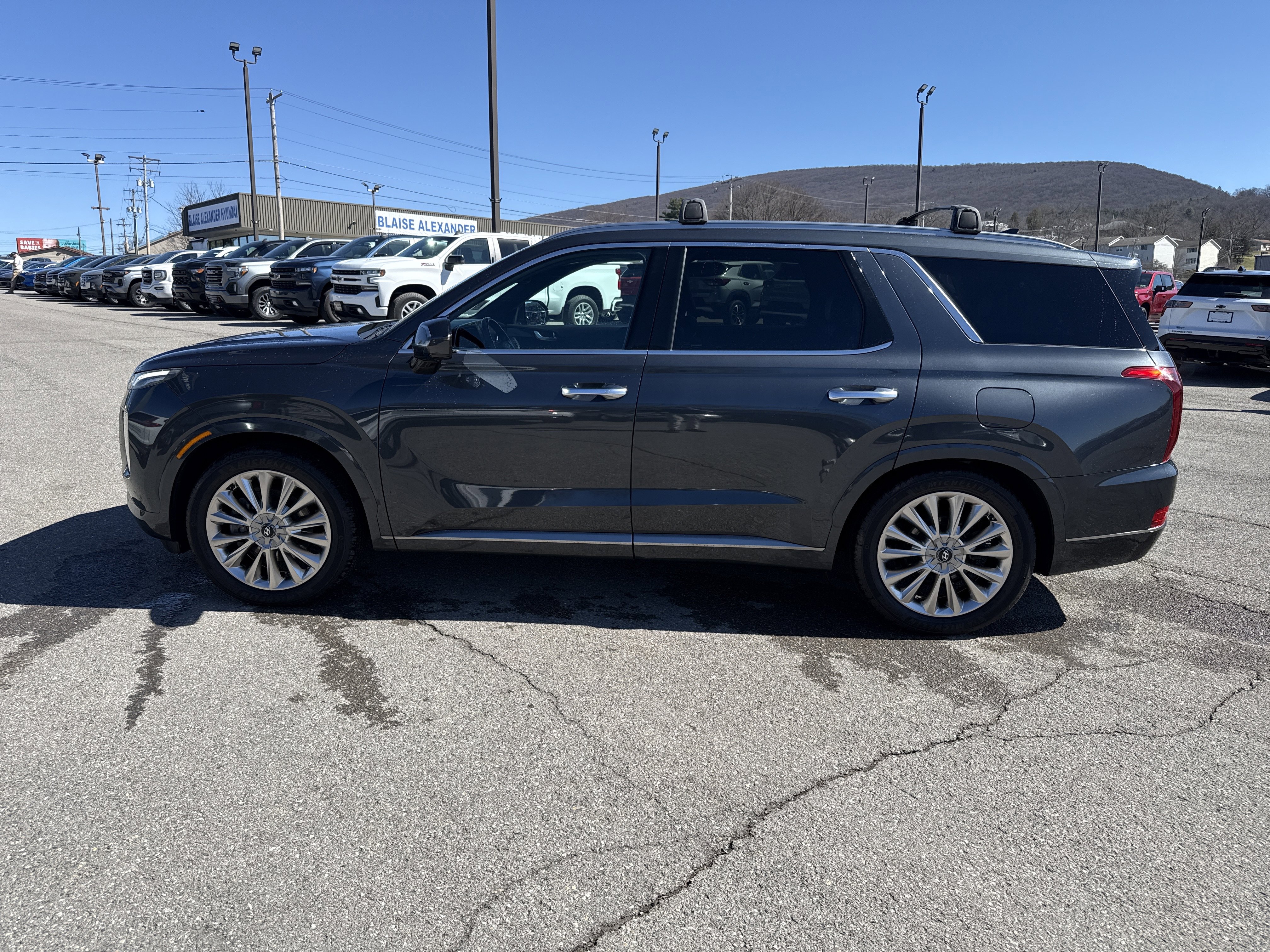 Used 2020 Hyundai Palisade Limited image 7