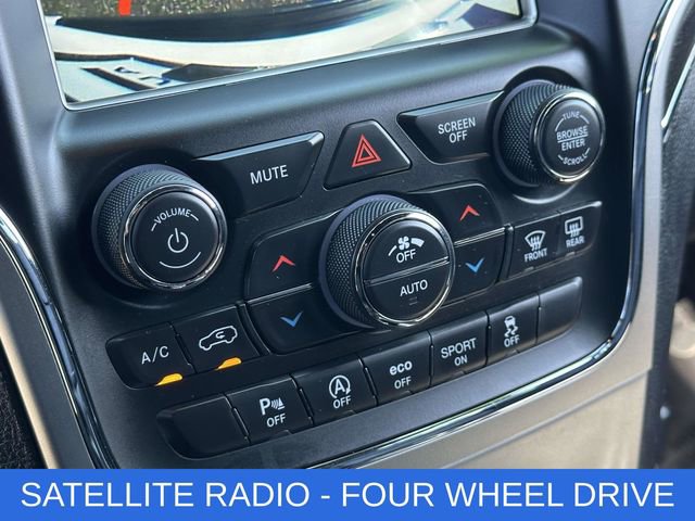 Used 2018 Jeep Grand Cherokee Limited w/ Luxury Group II image 6