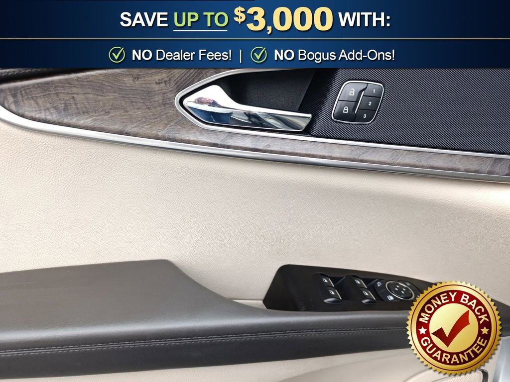 Used 2019 Lincoln Nautilus Select image 16