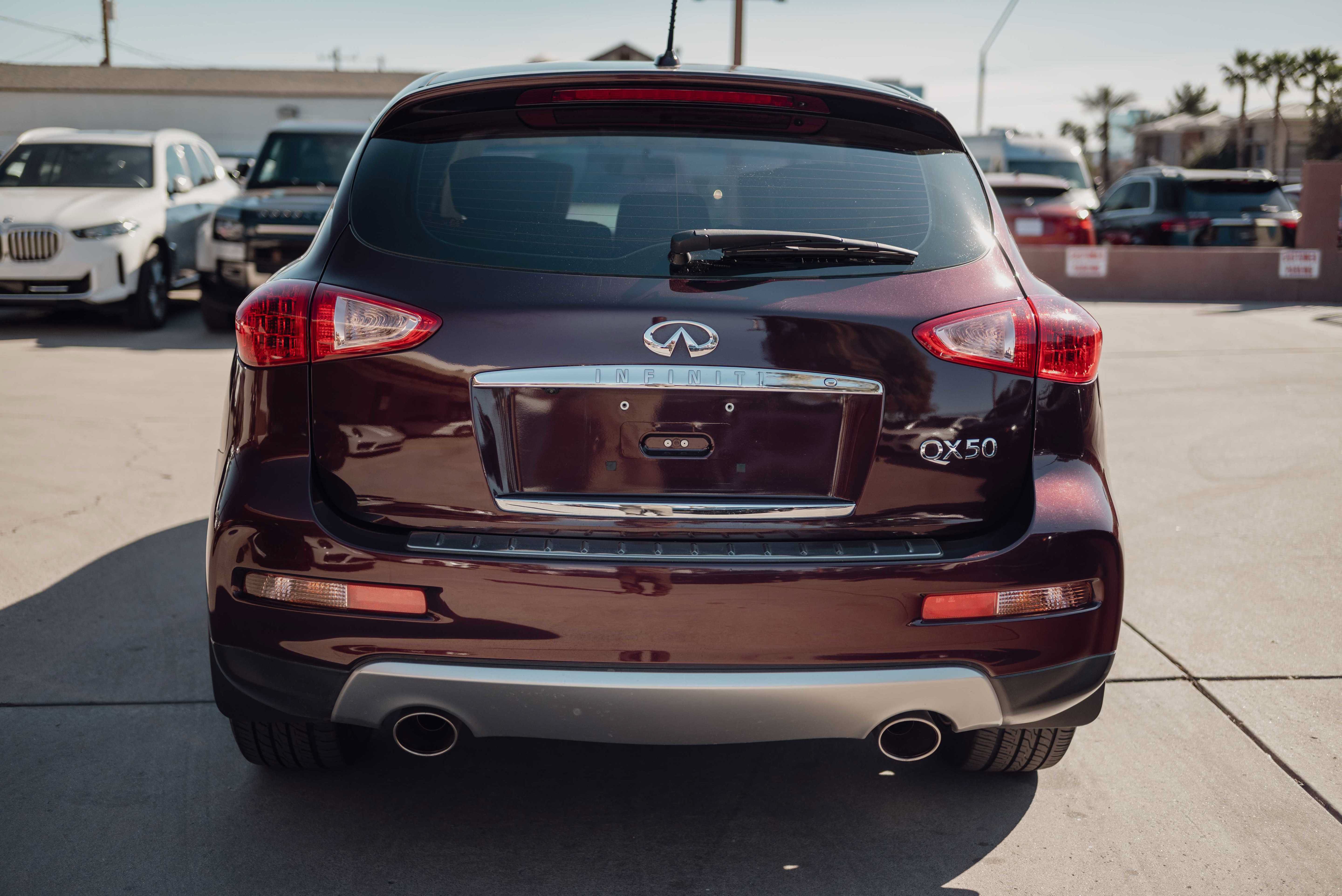 Used 2017 INFINITI QX50 2WD image 9