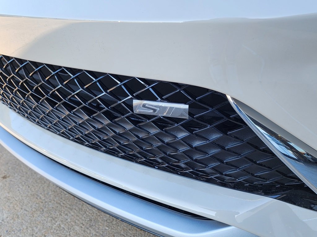 New 2026 Buick Envista Sport Touring w/ Studio Series image 10