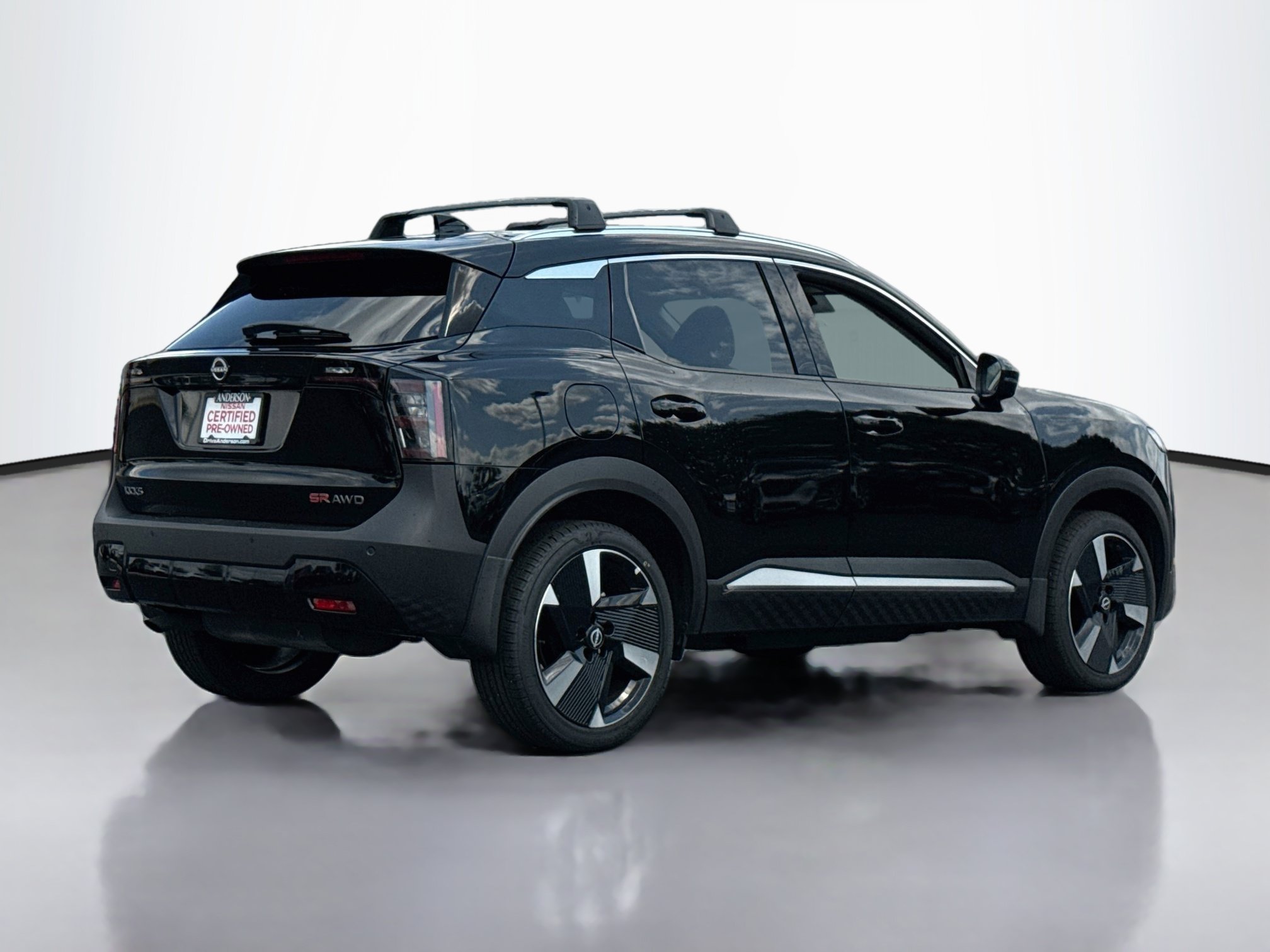Certified 2025 Nissan Kicks SR w/ Illumination Package AWD/4WD image 7