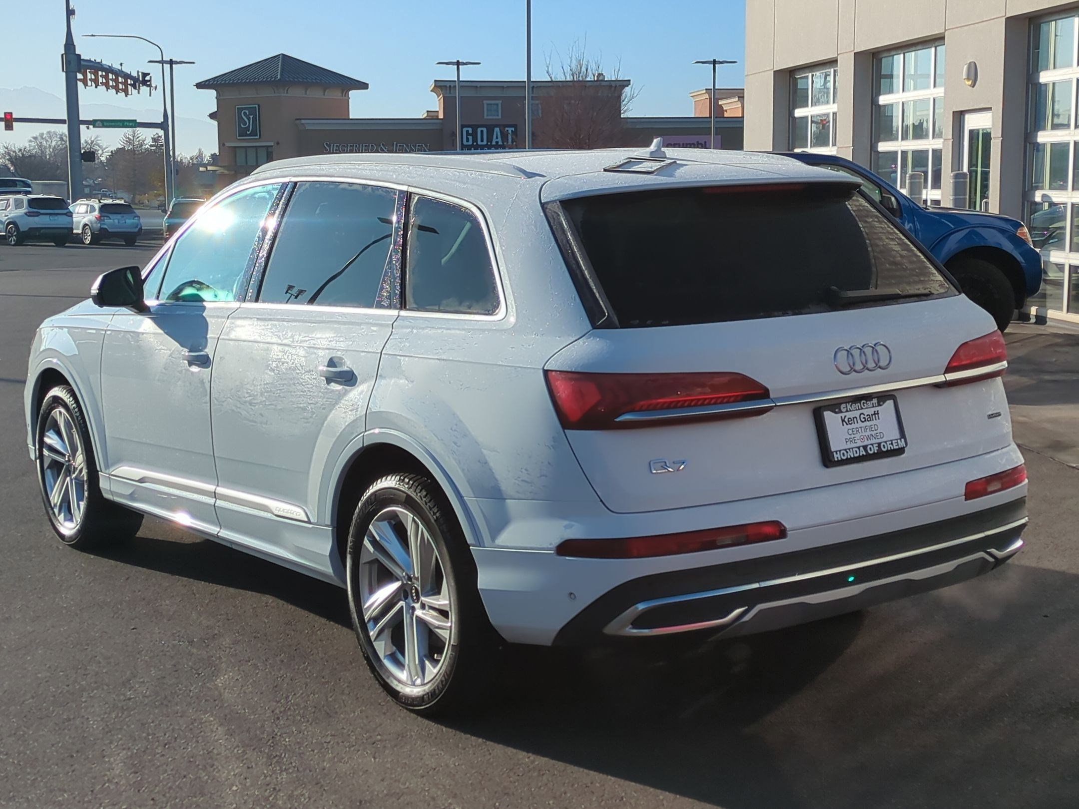 Used 2022 Audi Q7 Premium Plus image 9