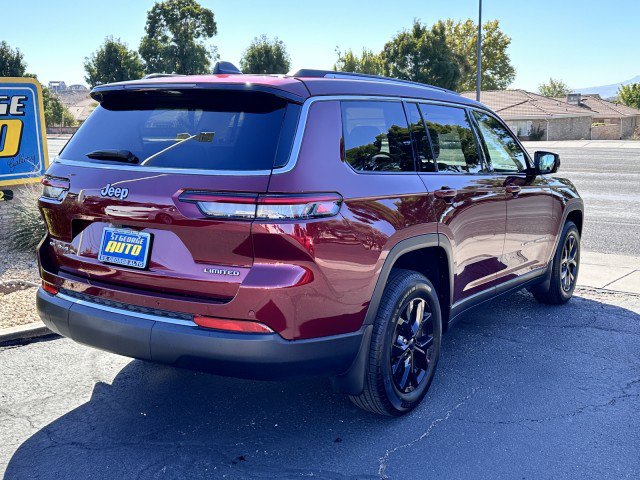 Used 2021 Jeep Grand Cherokee L Limited w/ MOPAR Finishing Package image 3