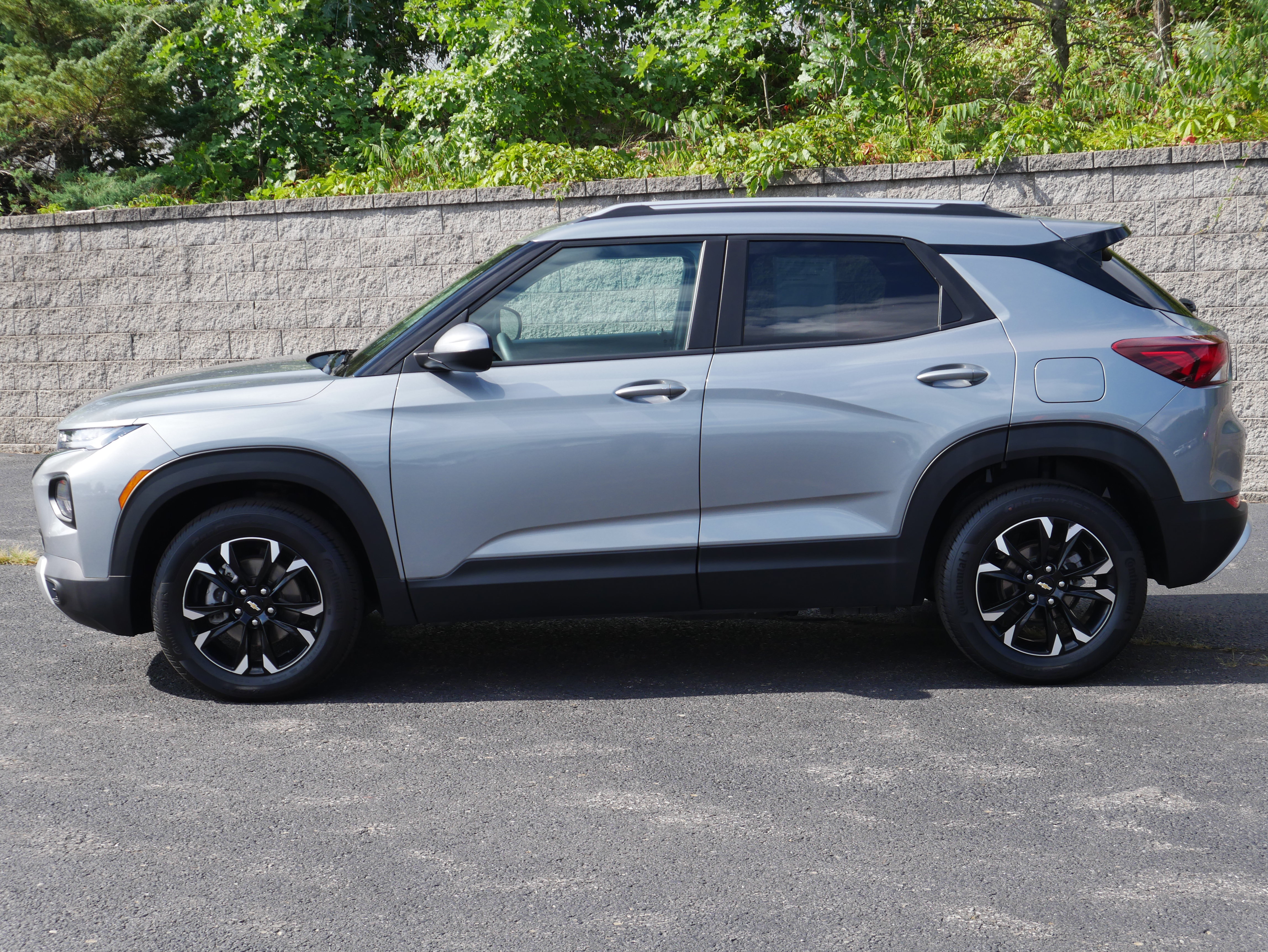 Certified 2023 Chevrolet TrailBlazer LT FWD image 3