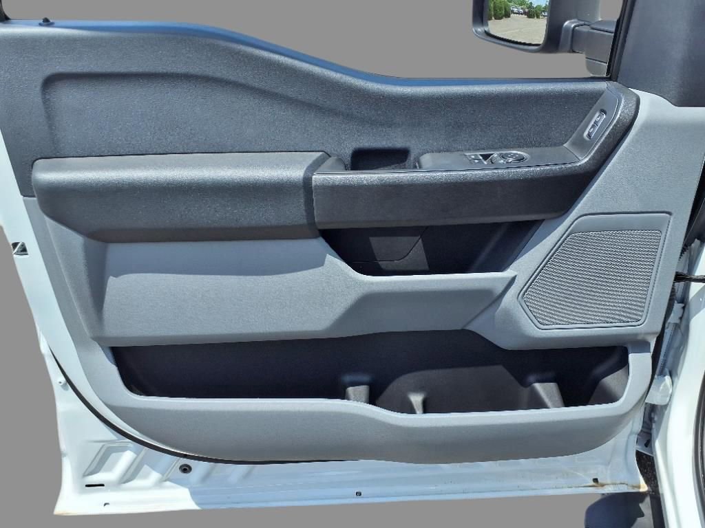 New 2024 Ford F350 XL w/ XL Chrome Package image 10