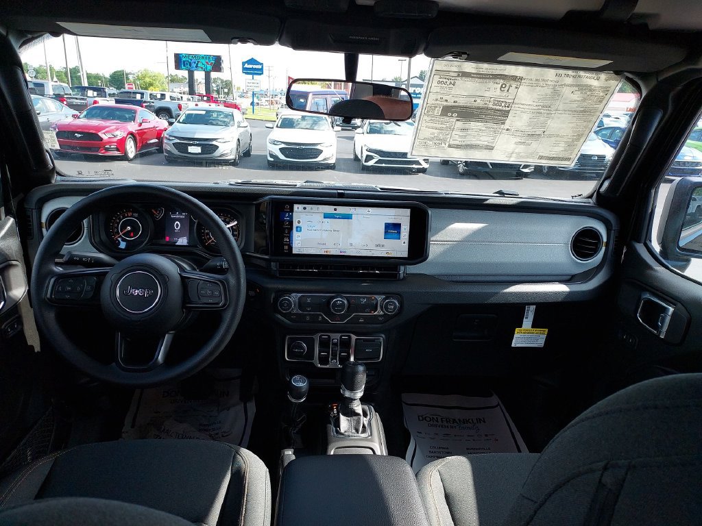 New 2026 Jeep Gladiator Sport AWD/4WD image 11