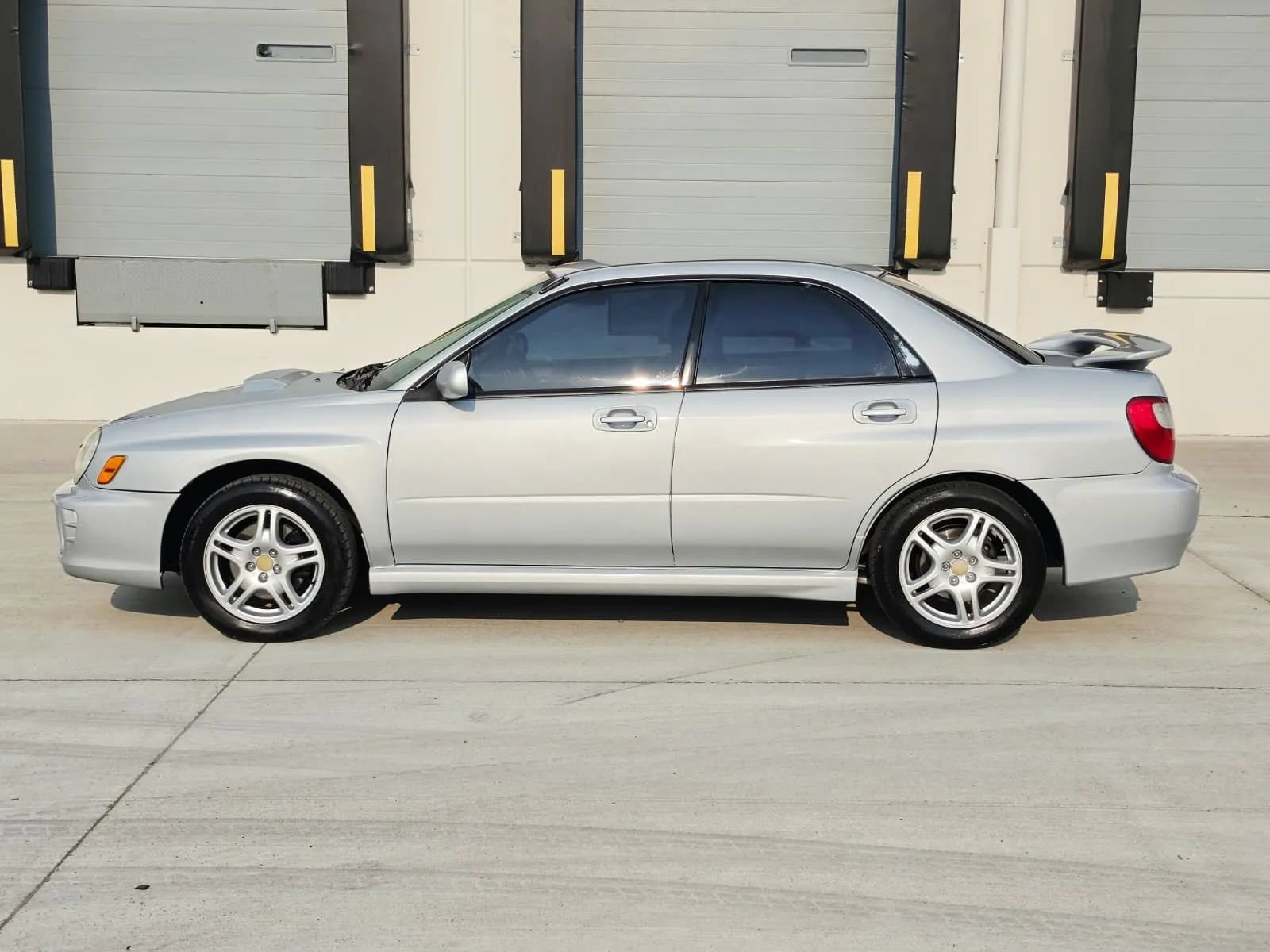 Used 2002 Subaru Impreza WRX Sedan AWD/4WD image 2