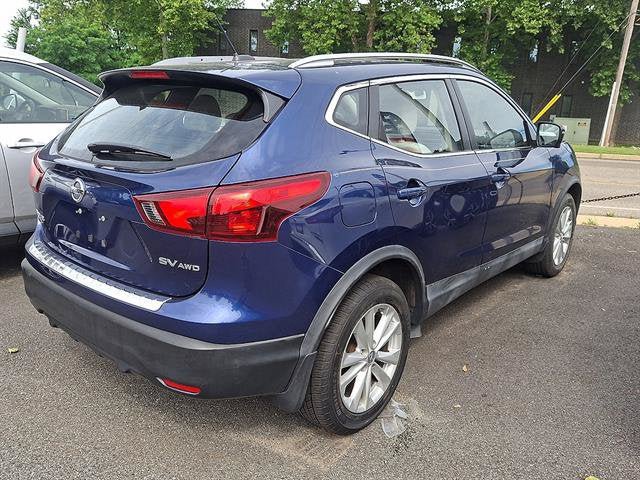 Used 2018 Nissan Rogue Sport SV w/ SV Technology Package AWD/4WD image 7