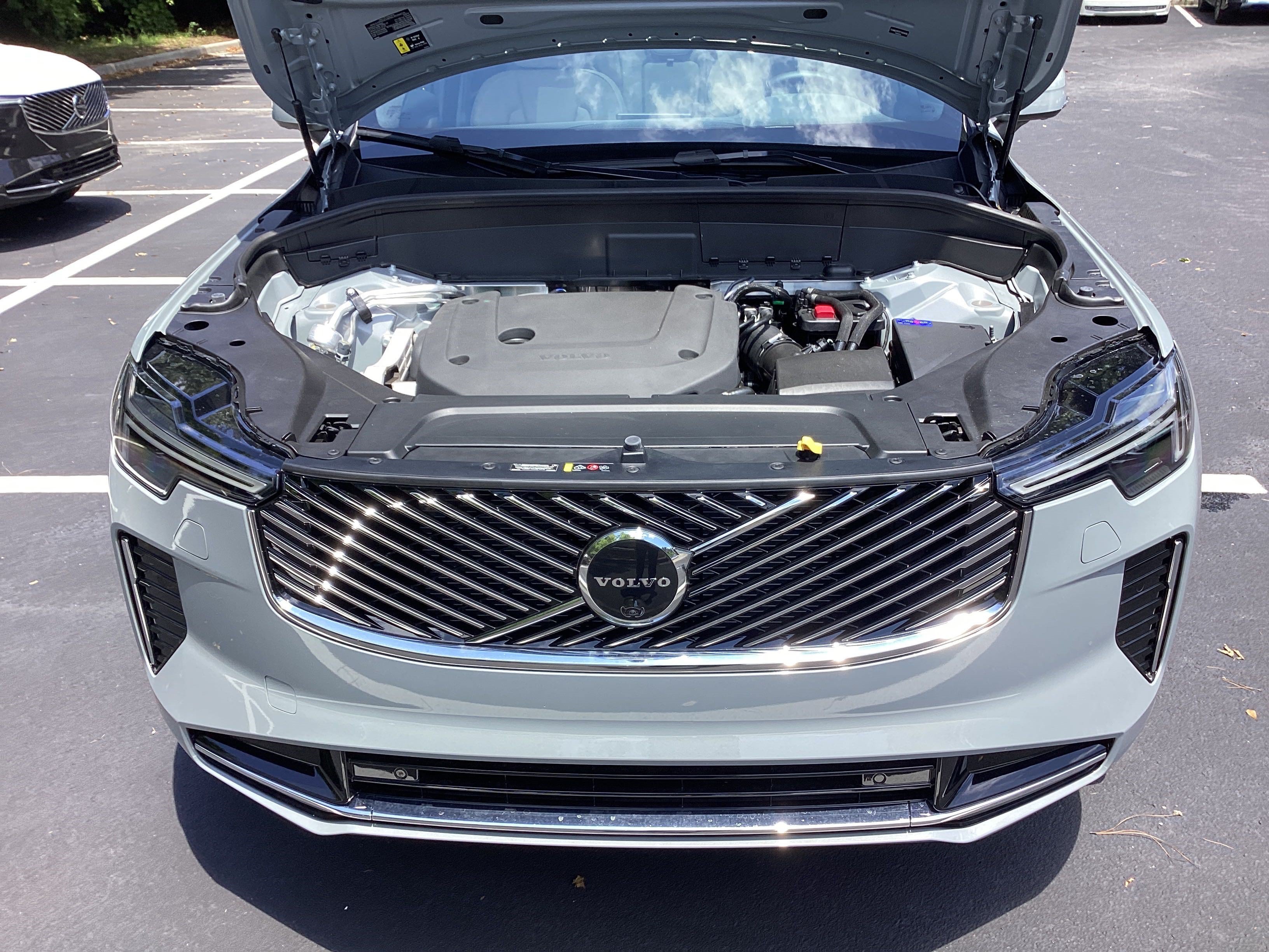 Certified 2026 Volvo XC90 B6 Plus w/ Protection Package Premier AWD/4WD image 36