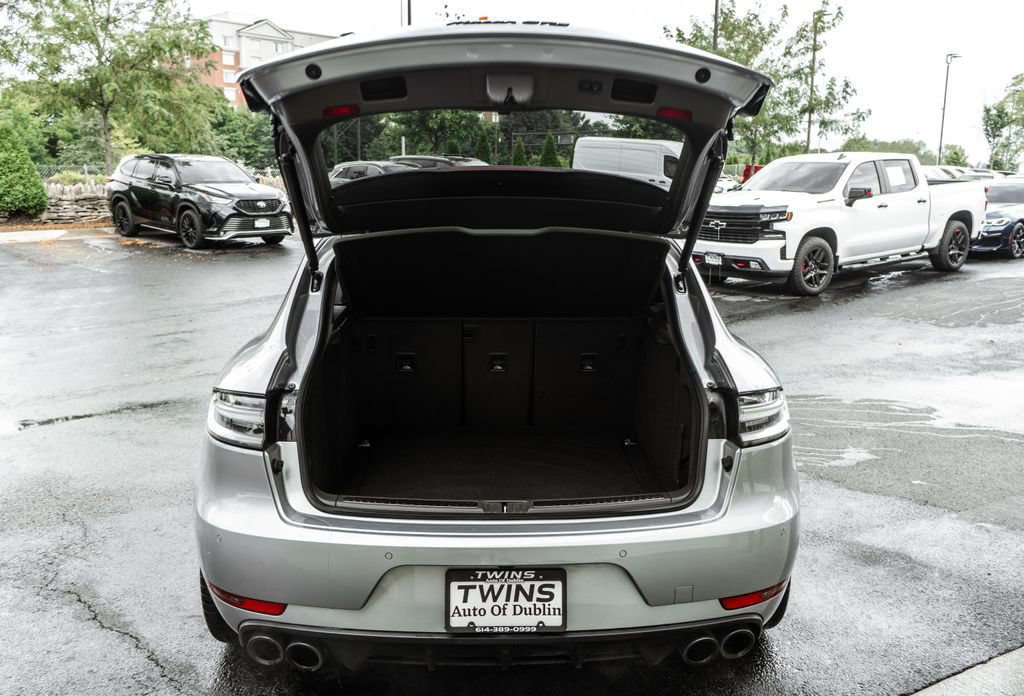 Used 2021 Porsche Macan GTS AWD/4WD image 32