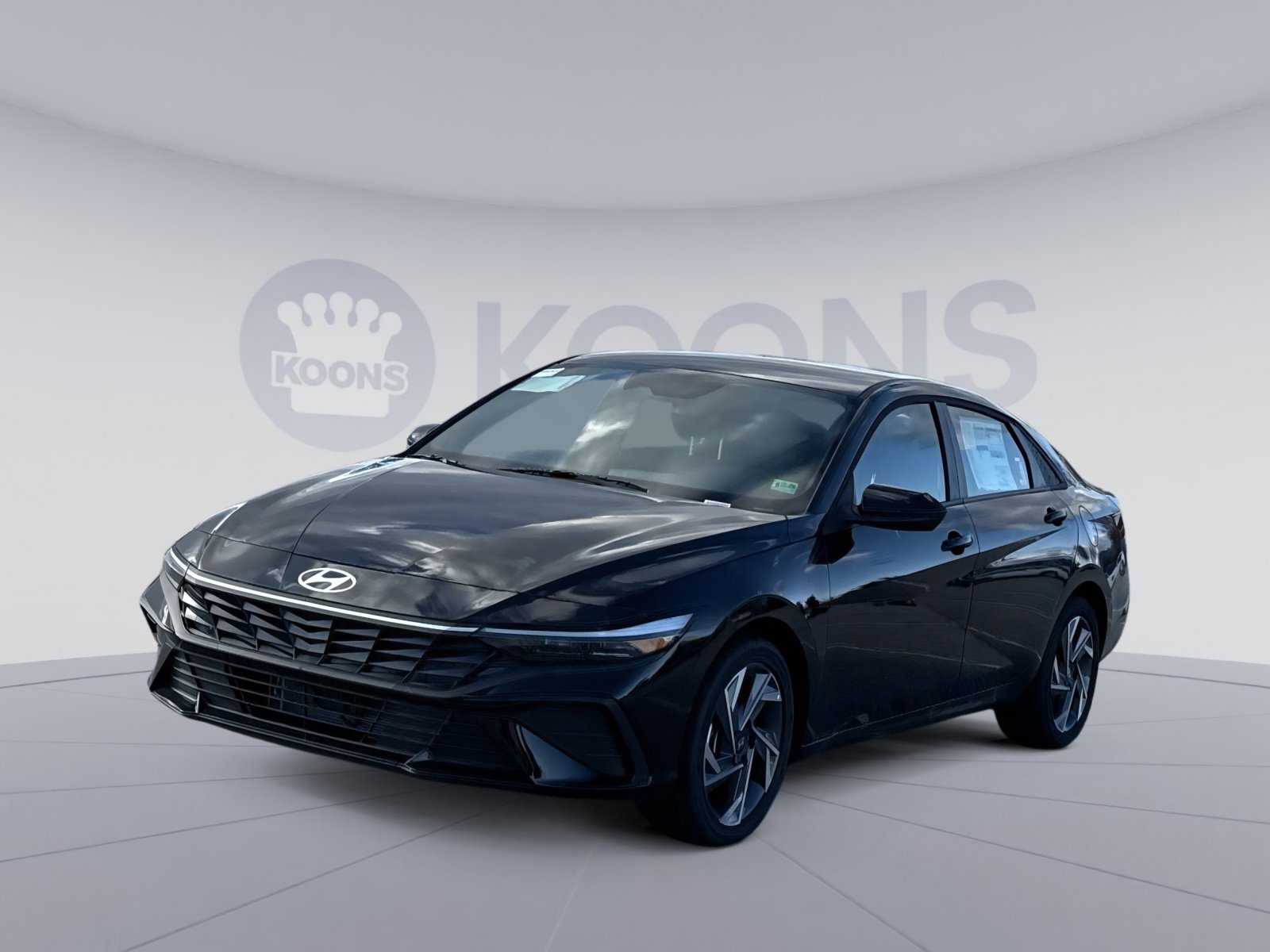 New 2025 Hyundai Elantra SEL image 1