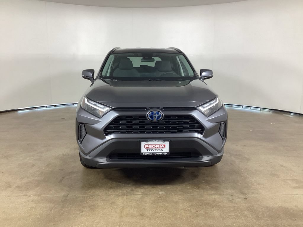 Used 2023 Toyota RAV4 XLE AWD/4WD image 2