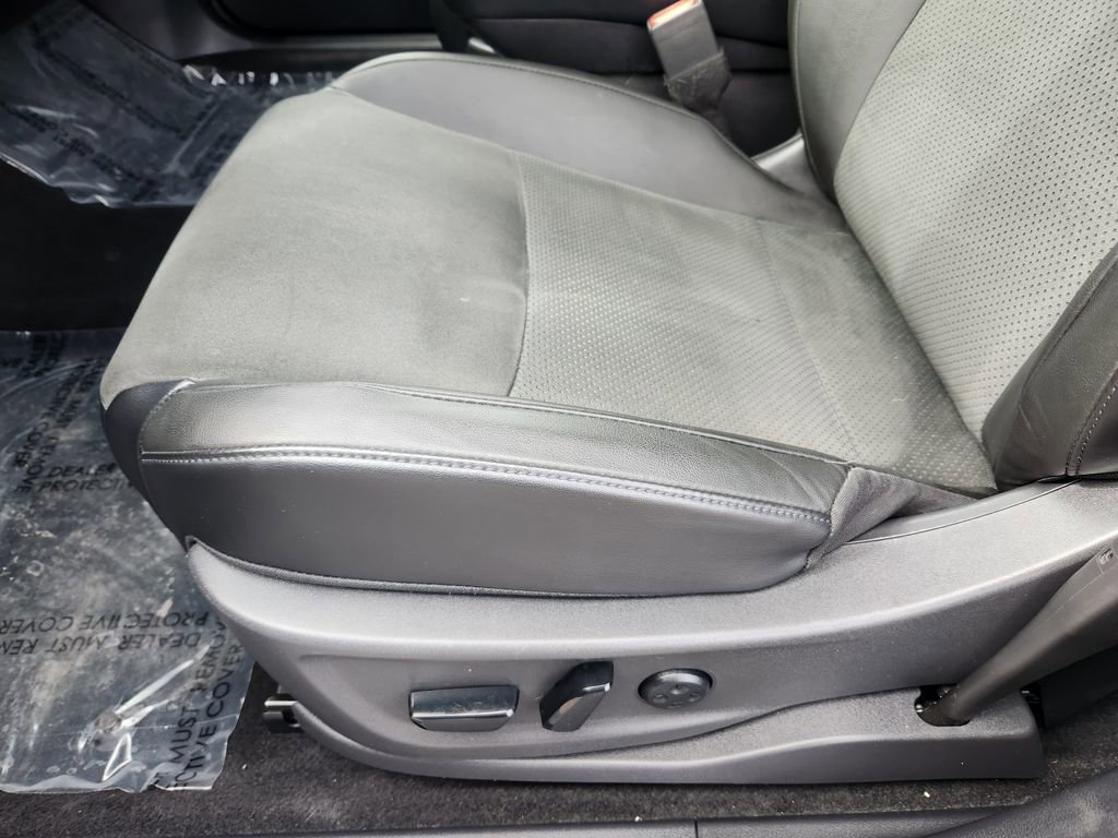 Used 2023 Nissan Ariya FWD image 21