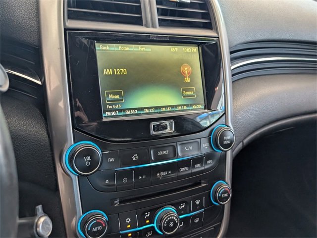 Used 2015 Chevrolet Malibu LT image 17