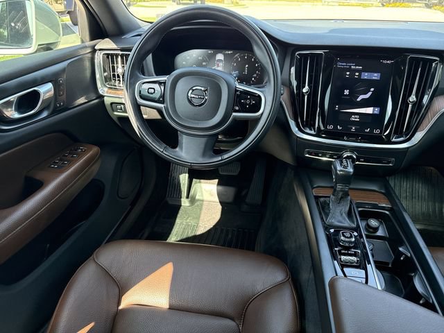 Used 2021 Volvo V60 T5 Cross Country w/ Climate Package AWD/4WD image 10
