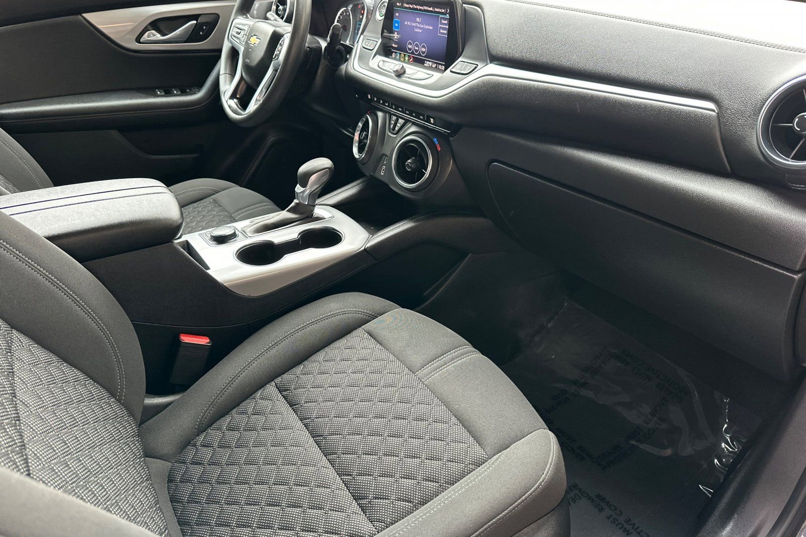 Certified 2022 Chevrolet Blazer LT w/ LPO, Black Grille Bar Package image 20