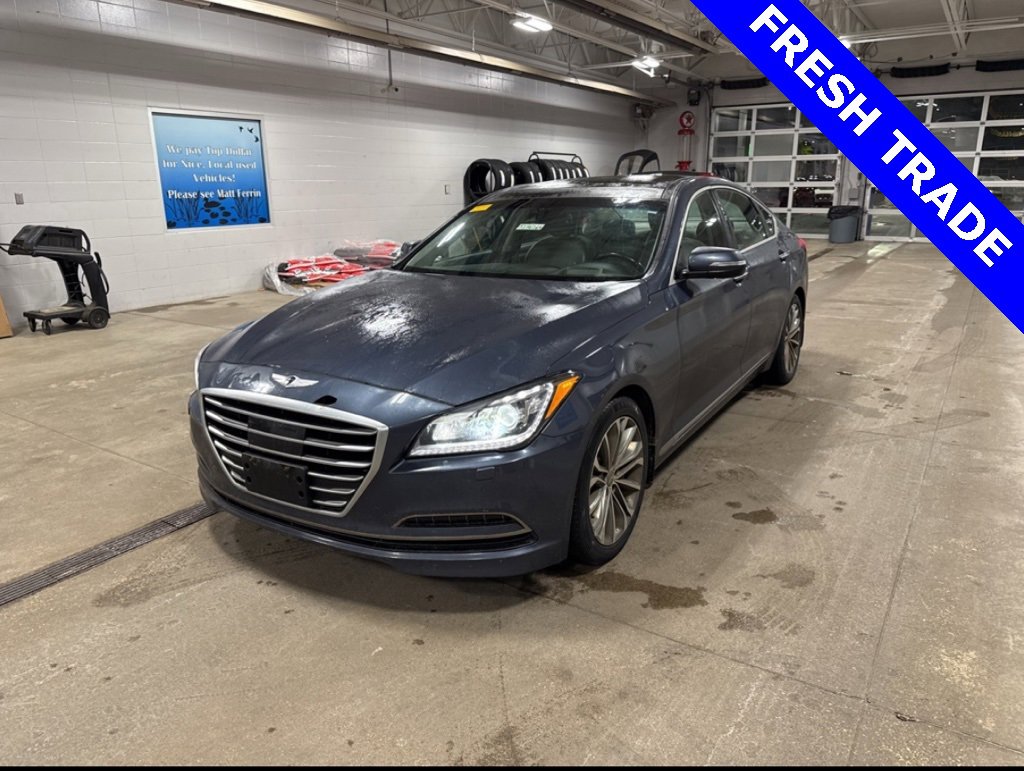 Used 2015 Hyundai Genesis 3.8 w/ Option Group 03 image 2