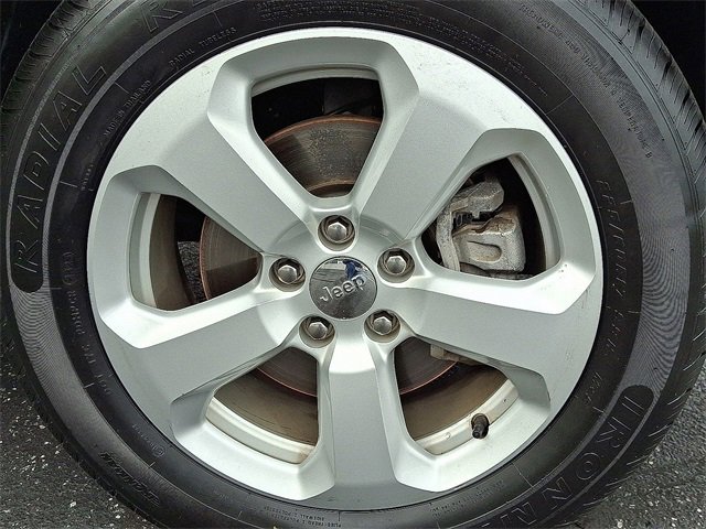 Used 2021 Jeep Compass Latitude w/ Driver Assistance Group image 11